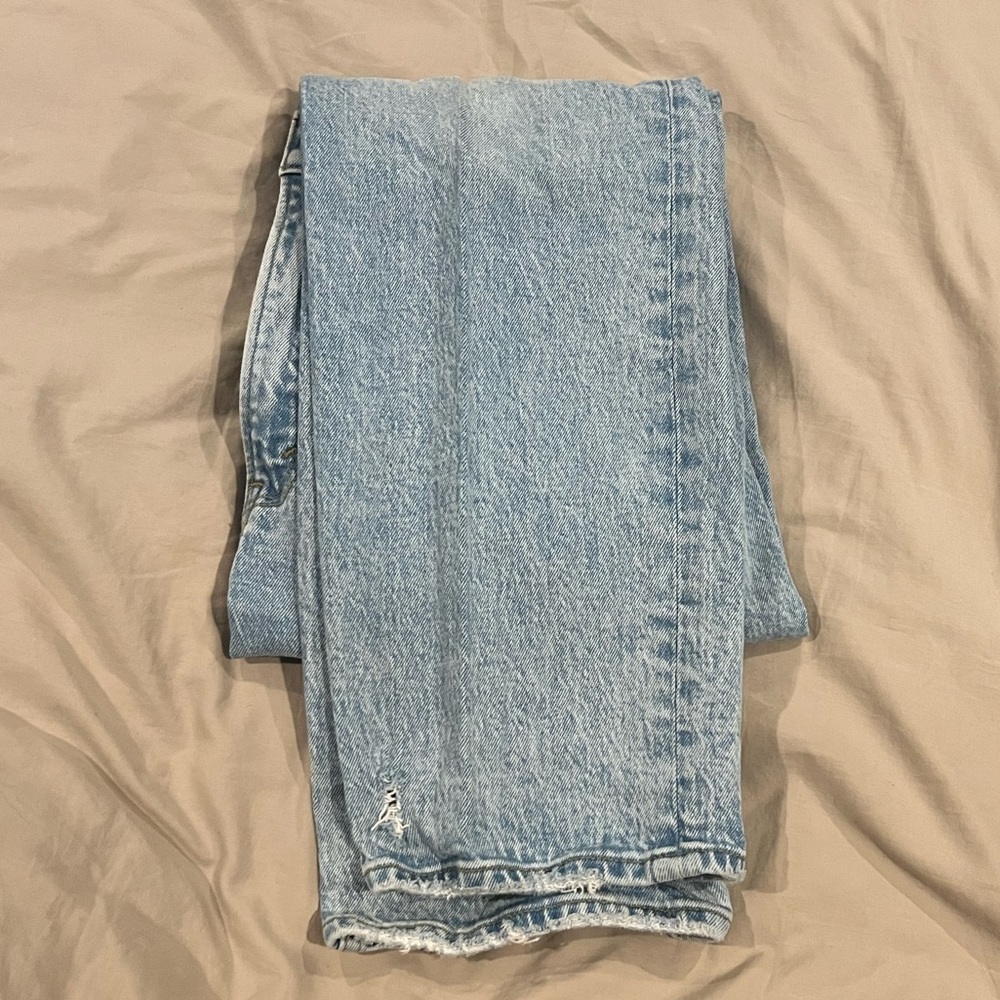 Abercrombie 90s Straight Ultra High Rise